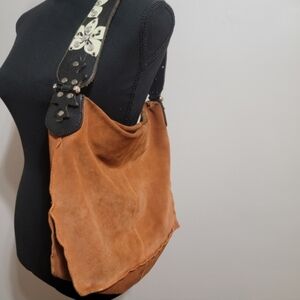 Wilson's Leather Y2K Burnt Orange Boho Shoulder Bag Purse Embelished Strap